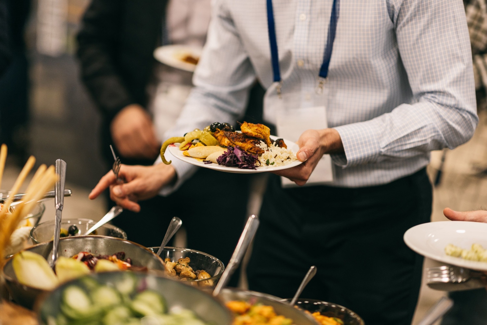 5 Key Questions to Find the Perfect Event Catering Service